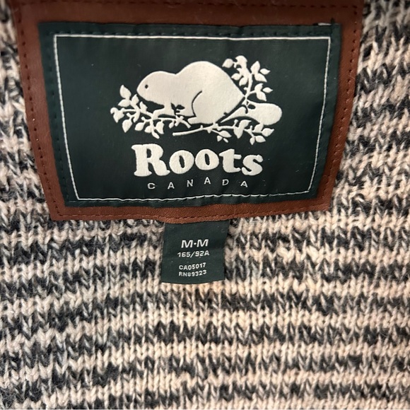 Roots Canada Shawl Collar Knit Cardigan Sweater – Wool Blend – Size M - Picture 5 of 8